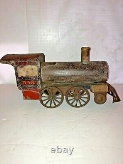 Mason & Parker 1905 Friction Wooden/Metal Locomotive # 555 16L x 8 H x 4.5 W