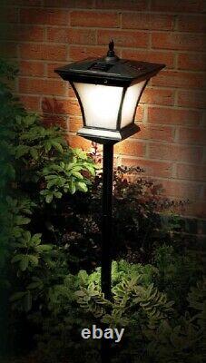 Solar Powered Garden Decoration Traditional Lamp Post For Garden Decor 1.3m